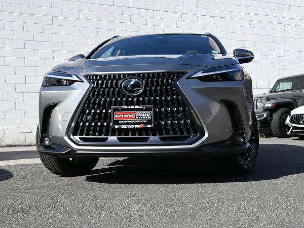 Images of 2025 Lexus NX350 SUV exterior