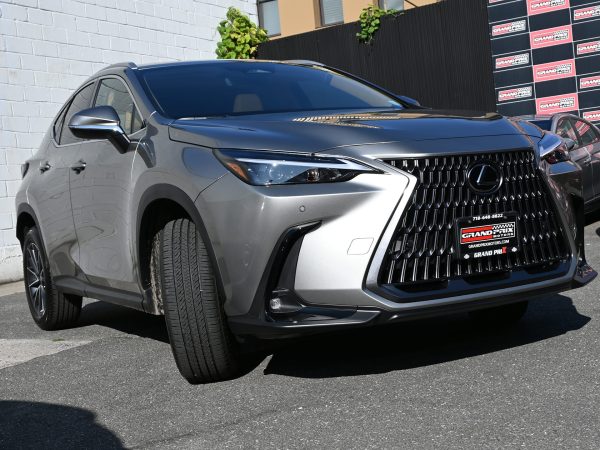Images of 2025 Lexus NX350 SUV exterior