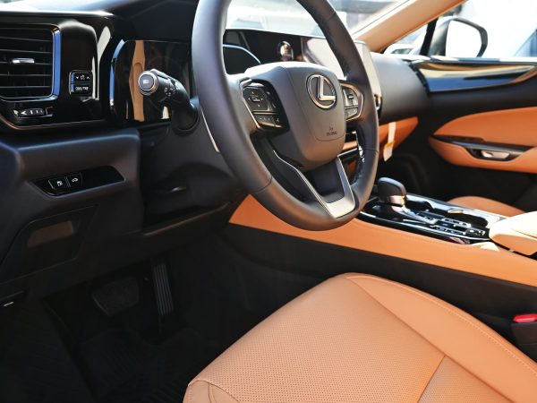 Images of 2025 Lexus NX350 SUV luxury interior, and digital dashboard