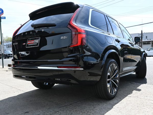 Rear three-quarter view of 2025.5 Volvo XC90 with quad exhaust tips