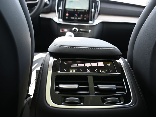 2025.5 Volvo XC90 Digital Cockpit